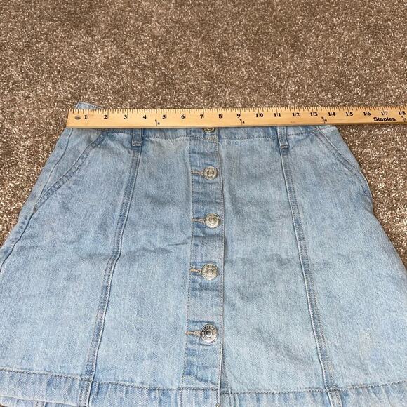 Forever 21 denim jean skirt mini front button SZ 28" with pockets - Picture 6 of 8